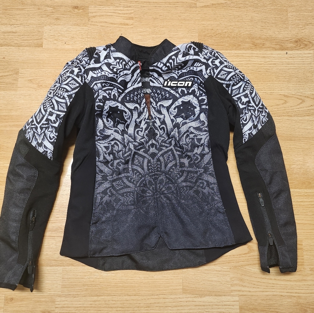 Icon D30 Overlord SB2 CE Motorcycle Racing Jacket, fully padded sz XS